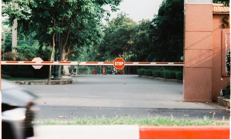 secure line traffic examination